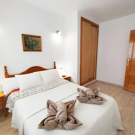 아파트 Lovely 2-bedroom Vacation With Community Pool