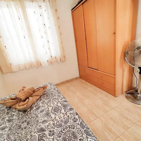 Lovely 2-bedroom Vacation With Community Pool 아파트 또레비에하